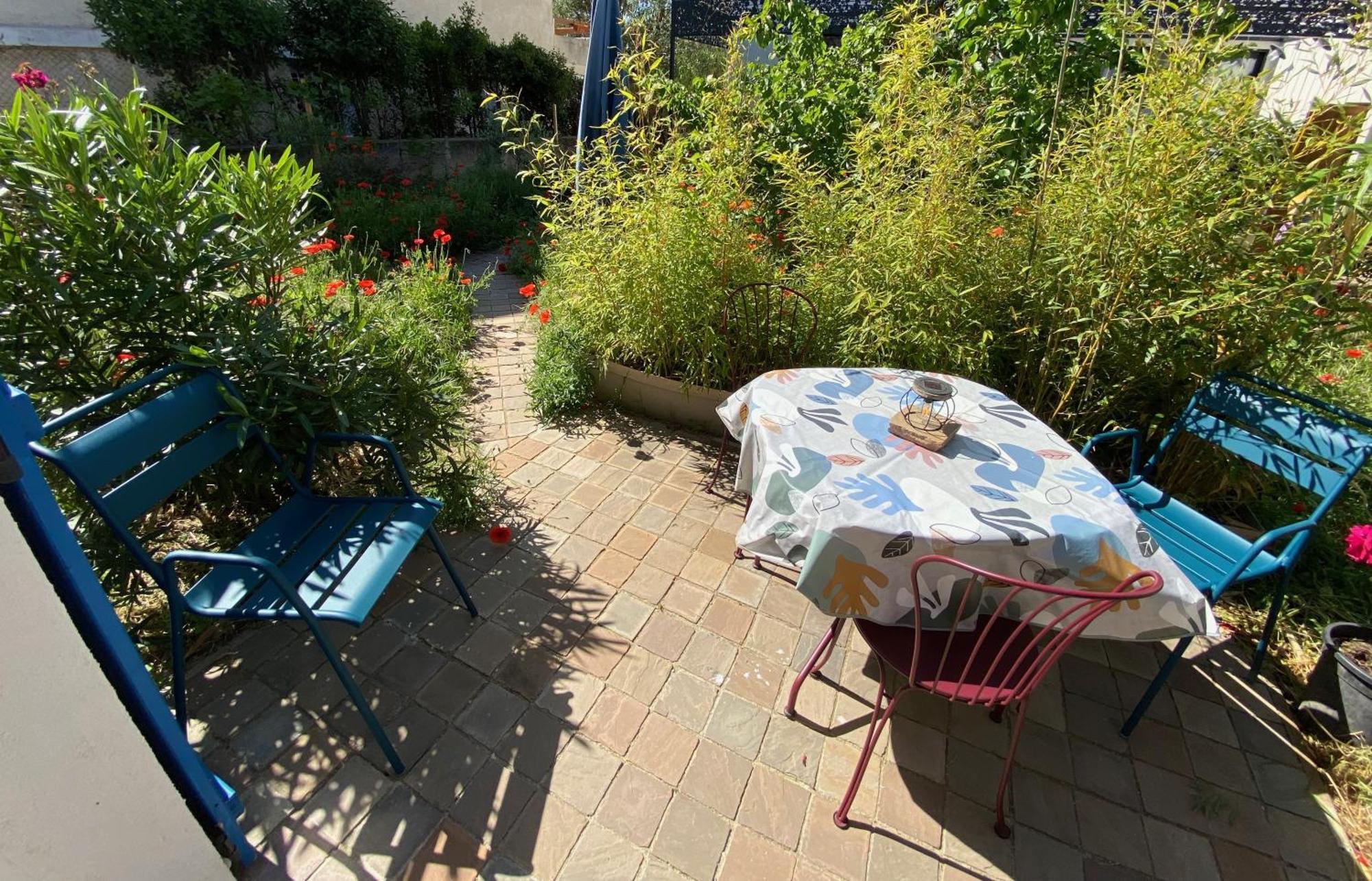 Maisonnette De Jardin Marseille Bagian luar foto